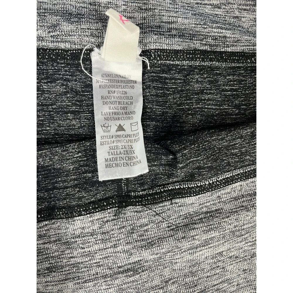 Kathy Capri Plus Leggings Grey Heathered Black Trim Activewear‎ Pants 2X3X
